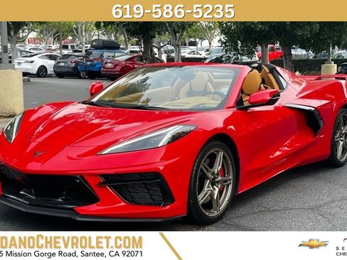 Used 2021 Chevrolet Corvette Stingray w/ Z51 Performance Package image 1