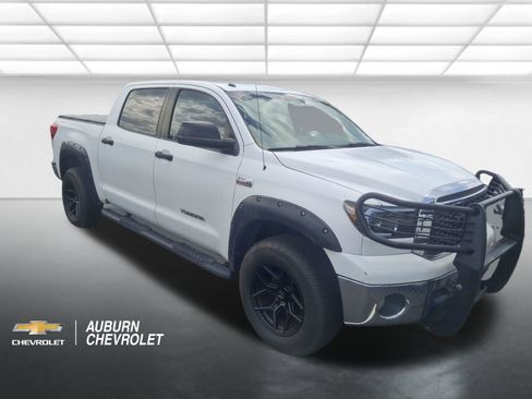 Used 2010 Toyota Tundra 4x4 CrewMax image 1
