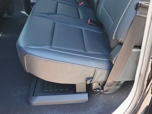 New 2025 Ford F150 Lariat w/ Equipment Group 502A High image 20