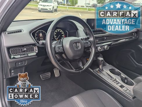 Used 2023 Honda Civic Sport image 4