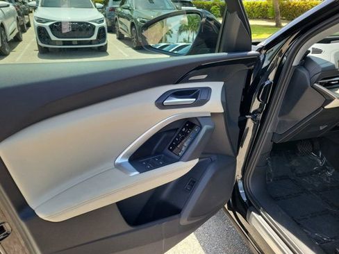 Certified 2025 Audi Q5 Premium w/ Premium Plus AWD/4WD image 18