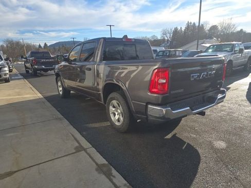 New 2025 RAM 1500 2WD Crew Cab image 4