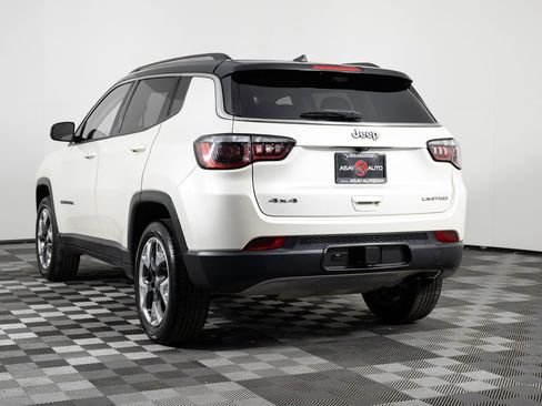 Used 2018 Jeep Compass Limited AWD/4WD image 5