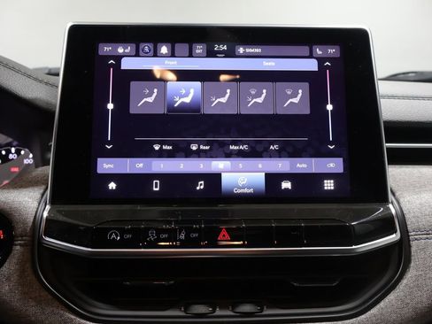 Used 2023 Jeep Compass Latitude w/ Convenience Group image 31