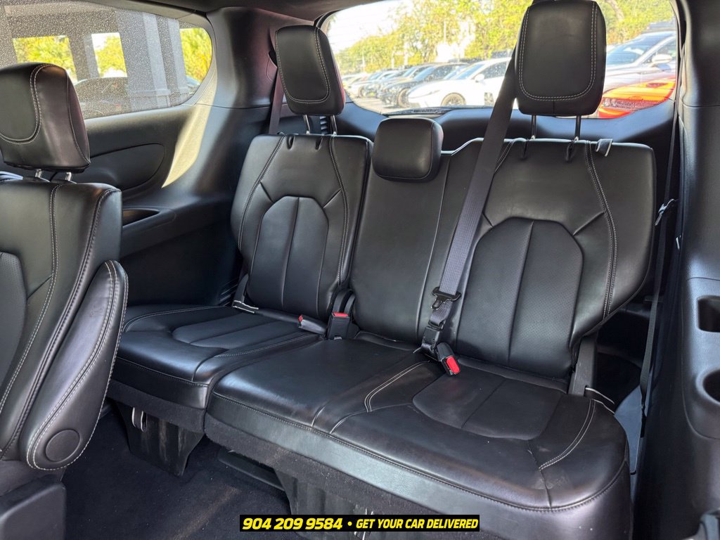 Used 2025 Chrysler Pacifica Select FWD image 22