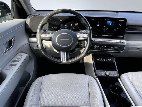 Used 2024 Hyundai Kona Limited FWD image 6
