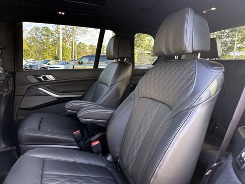 New 2026 BMW X7 M60i image 12
