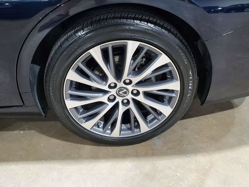 Used 2019 Lexus ES 350 w/ Premium Package FWD image 36