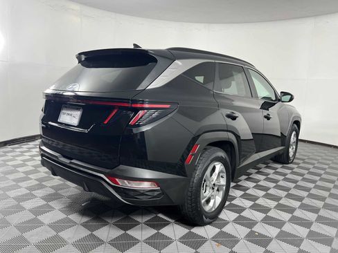 Used 2022 Hyundai Tucson SEL FWD image 11