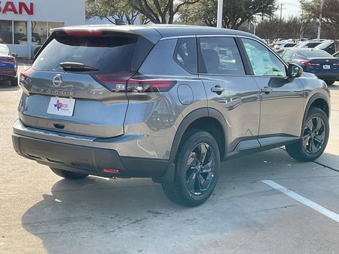 New 2026 Nissan Rogue SV image 5