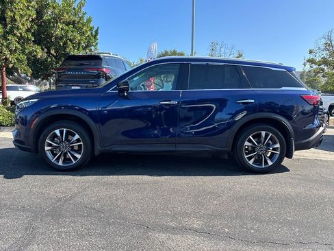 Used 2023 INFINITI QX60 Luxe w/ Cargo Package FWD image 7