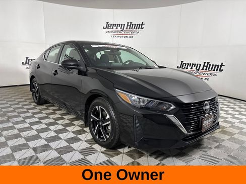 Used 2024 Nissan Sentra SV FWD image 4