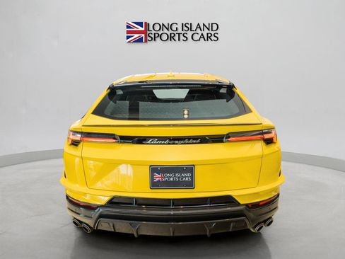 Used 2024 Lamborghini Urus Performante AWD/4WD image 5