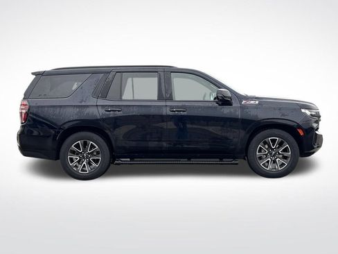 Used 2022 Chevrolet Tahoe Z71 w/ Z71 Off-Road Package AWD/4WD image 8