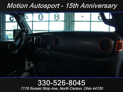 Used 2022 Jeep Gladiator Mojave w/ LED Lighting Group AWD/4WD image 28