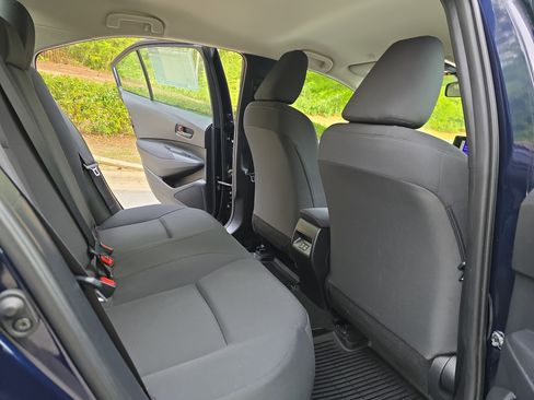 Used 2024 Toyota Corolla LE image 11