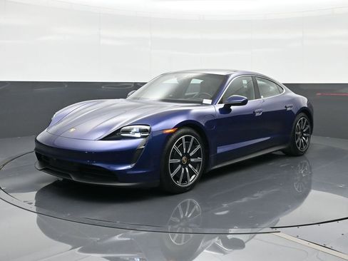 Used 2022 Porsche Taycan RWD image 1