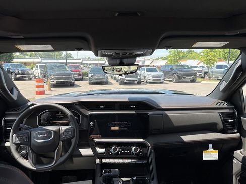 New 2026 GMC Sierra 1500 AT4 w/ AT4 Premium Package AWD/4WD image 23