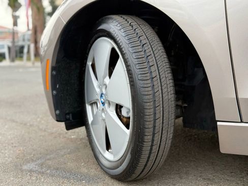 Used 2015 BMW i3 image 11