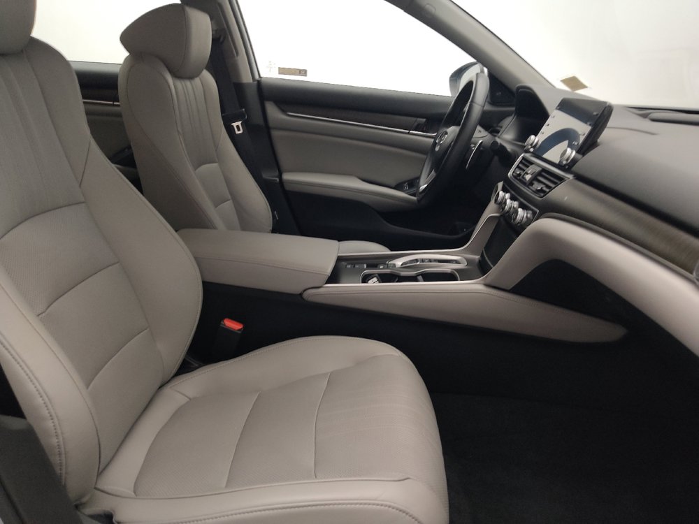 Used 2019 Honda Accord Touring image 21