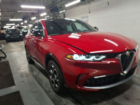 Used 2024 Alfa Romeo Tonale Ti image 6