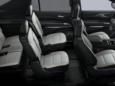 New 2026 Chevrolet Traverse High Country w/ LPO, Floor Liner Package image 9