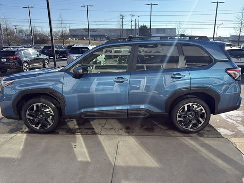 Used 2025 Subaru Forester Limited w/ Popular Package #2 image 5