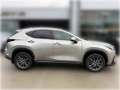 Used 2024 Lexus NX 350 AWD image 10