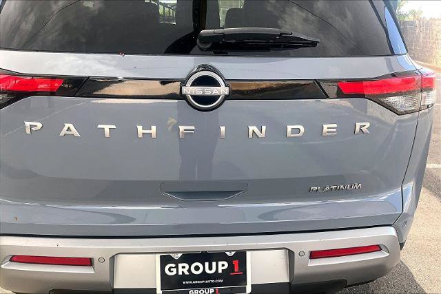 Used 2023 Nissan Pathfinder Platinum FWD image 10