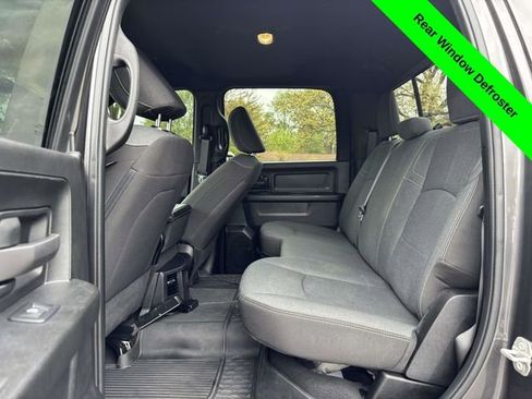 Used 2024 RAM 2500 Tradesman w/ Chrome Appearance Group AWD/4WD image 28