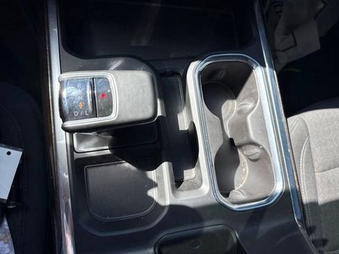 Used 2024 GMC Sierra 1500 Elevation w/ Preferred Package AWD/4WD image 28