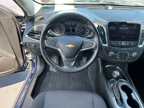 Used 2021 Chevrolet Malibu LT w/ Sport Edition FWD image 15