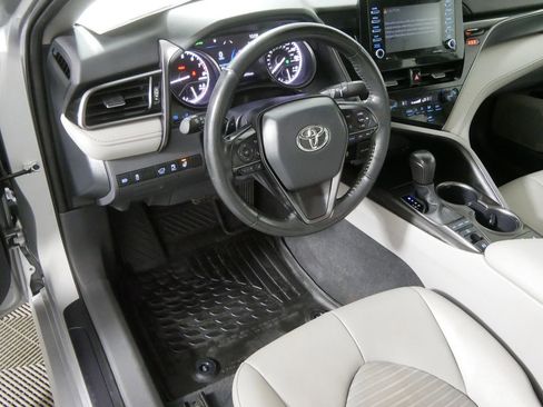 Used 2024 Toyota Camry SE w/ Cold Weather Package AWD/4WD image 16