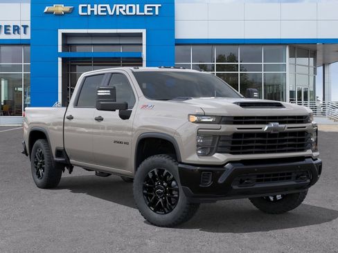 New 2026 Chevrolet Silverado 2500 Custom w/ Custom Value Package AWD/4WD image 7