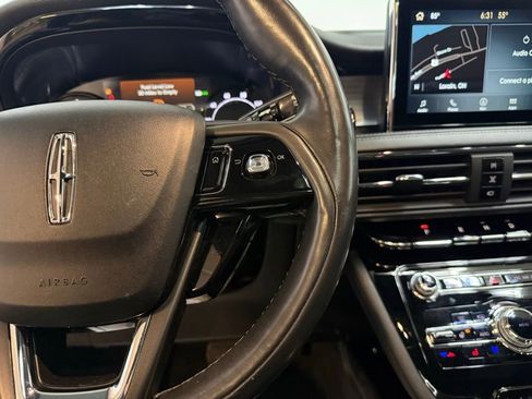 Used 2022 Lincoln Corsair AWD w/ Premium Package image 28