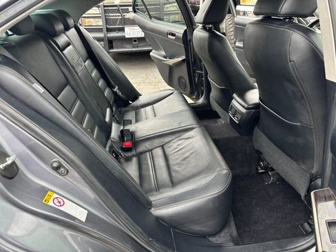 Used 2014 Lexus IS 250 Base image 10