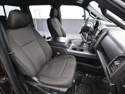 Used 2019 Ford F150 XLT w/ Equipment Group 302A Luxury AWD/4WD image 49