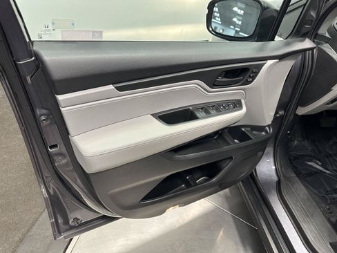 Used 2019 Honda Odyssey EX-L image 10