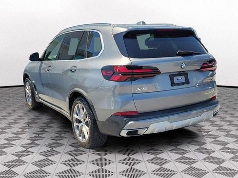 Used 2024 BMW X5 xDrive40i w/ Parking Assistance Package image 4