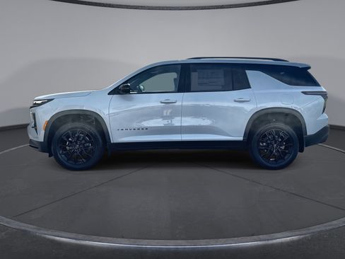 New 2026 Chevrolet Traverse LT w/ Midnight/Sport Edition AWD/4WD image 11