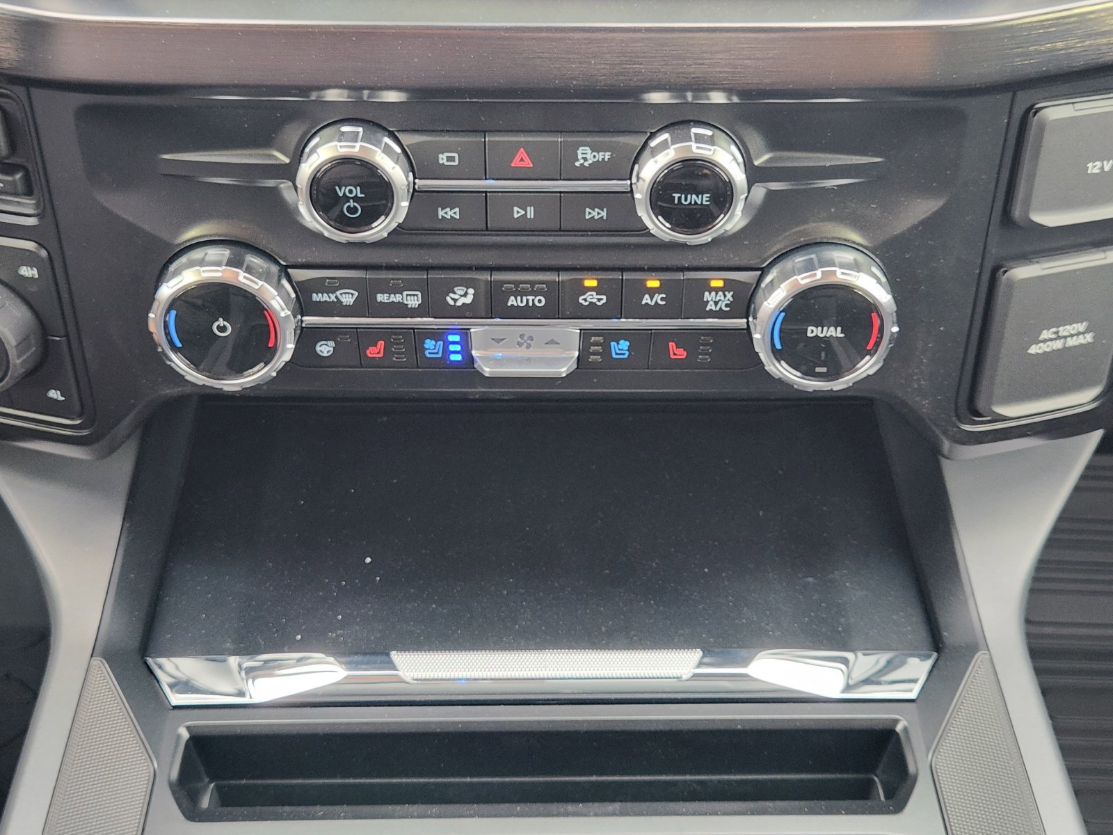 New 2026 Ford F250 Lariat w/ Lariat Premium Package AWD/4WD image 19