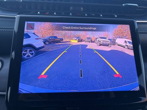 New 2025 Jeep Grand Cherokee Limited w/ Trailer Tow Package image 24