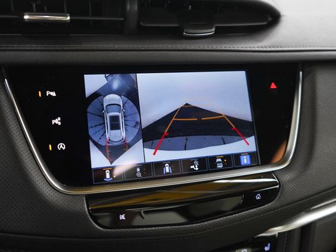 Used 2022 Cadillac XT5 Sportv w/ Technology Package AWD/4WD image 22