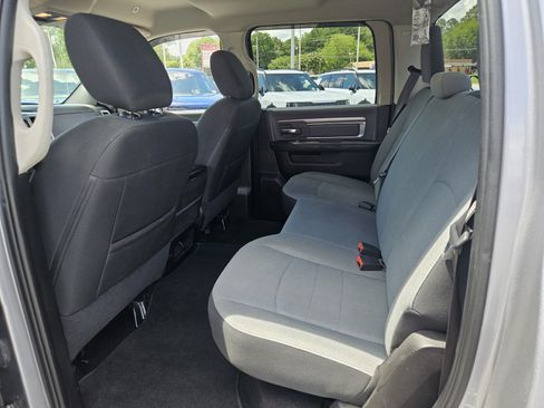 Used 2021 RAM 1500 Classic SLT AWD/4WD image 10