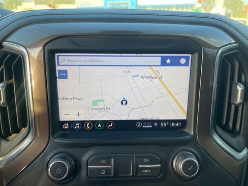 Used 2021 Chevrolet Silverado 2500 High Country w/ Technology Package image 23