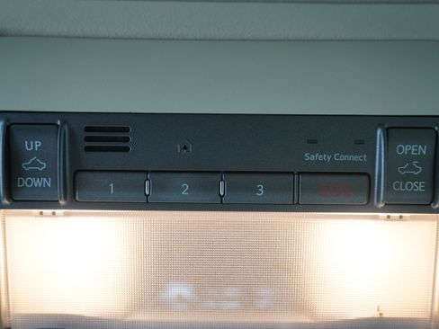 Used 2012 Lexus LS 460 w/ Luxury Value Edition RWD image 26