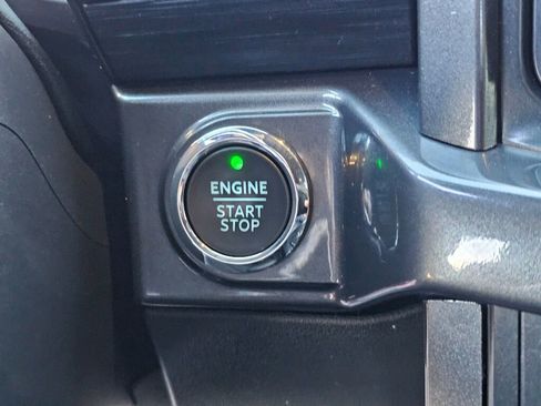 Certified 2022 Ford F150 XLT w/ Equipment Group 302A High image 29