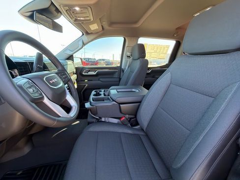 New 2026 GMC Sierra 1500 Elevation image 25