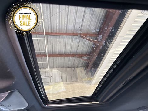 Used 2019 Toyota RAV4 XSE image 10