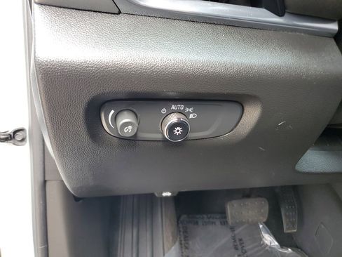 Used 2022 Chevrolet Traverse LT w/ LPO, 'HIT The Road' Package image 17